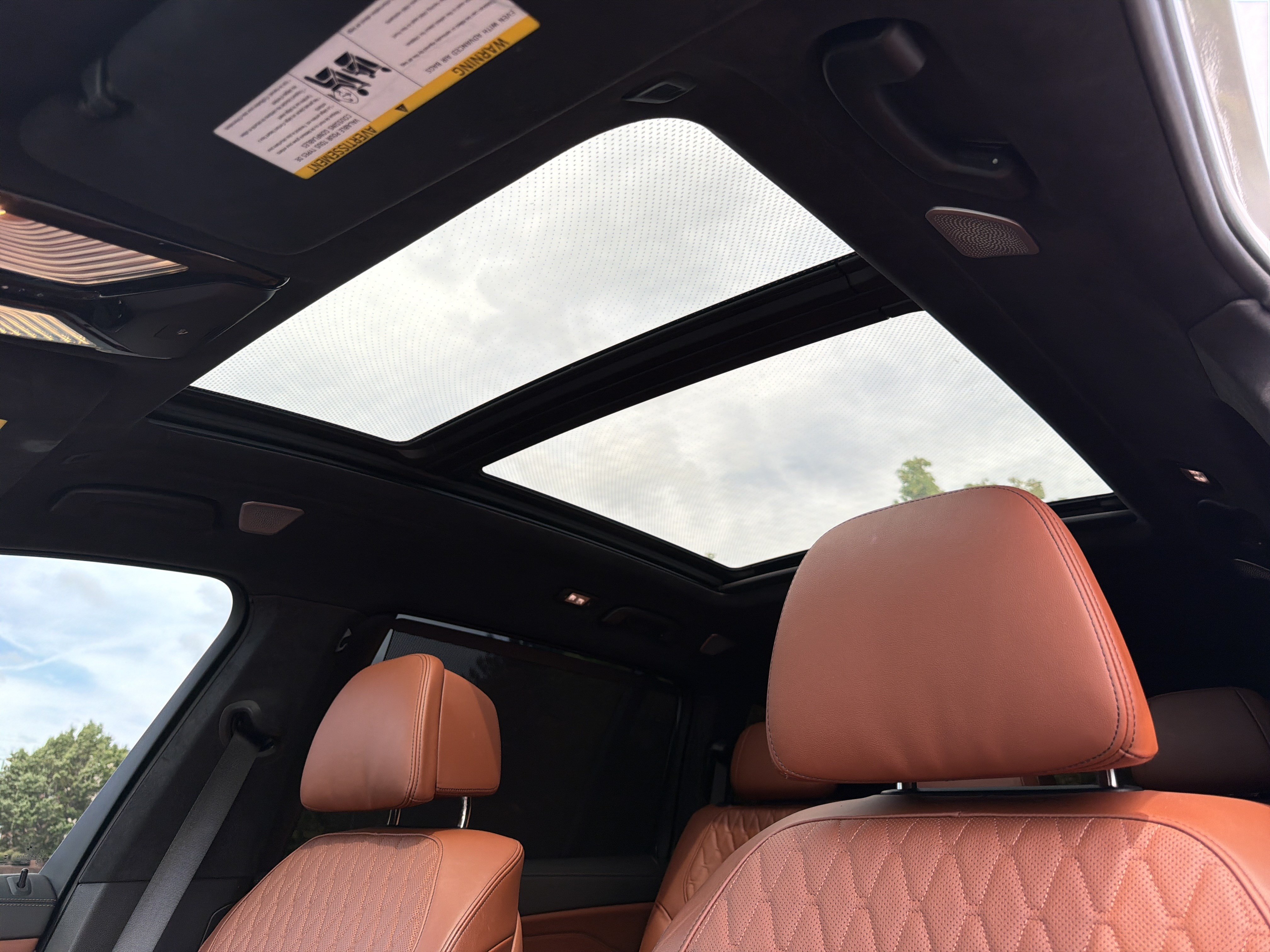 Used 2024 BMW X7 M60i w/ Executive Package AWD/4WD image 8