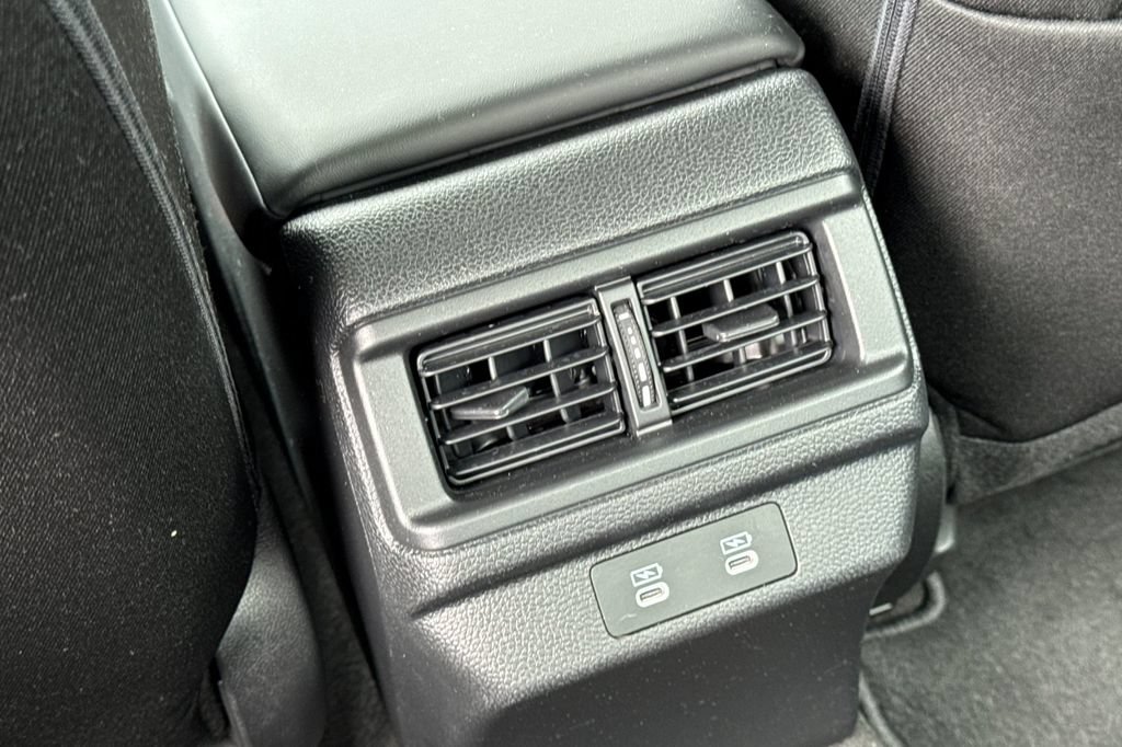 Certified 2025 Honda Accord SE image 16
