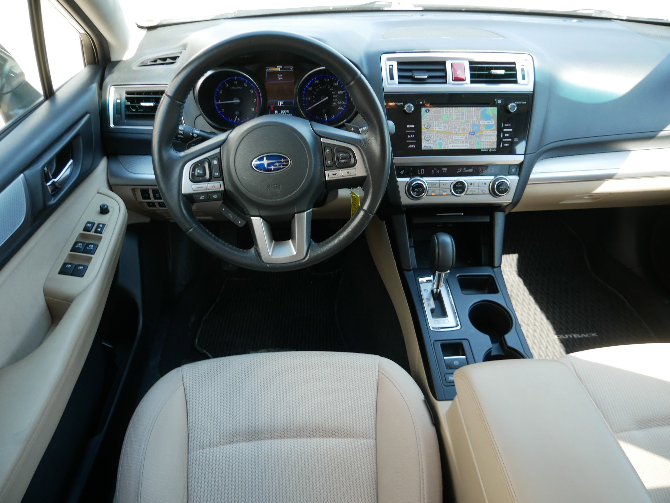 Used 2017 Subaru Outback 2.5i Premium AWD/4WD image 10