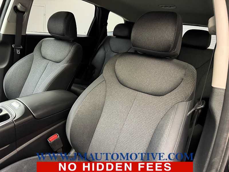 Used 2023 Hyundai Santa Fe SEL w/ Cargo Package AWD/4WD image 13
