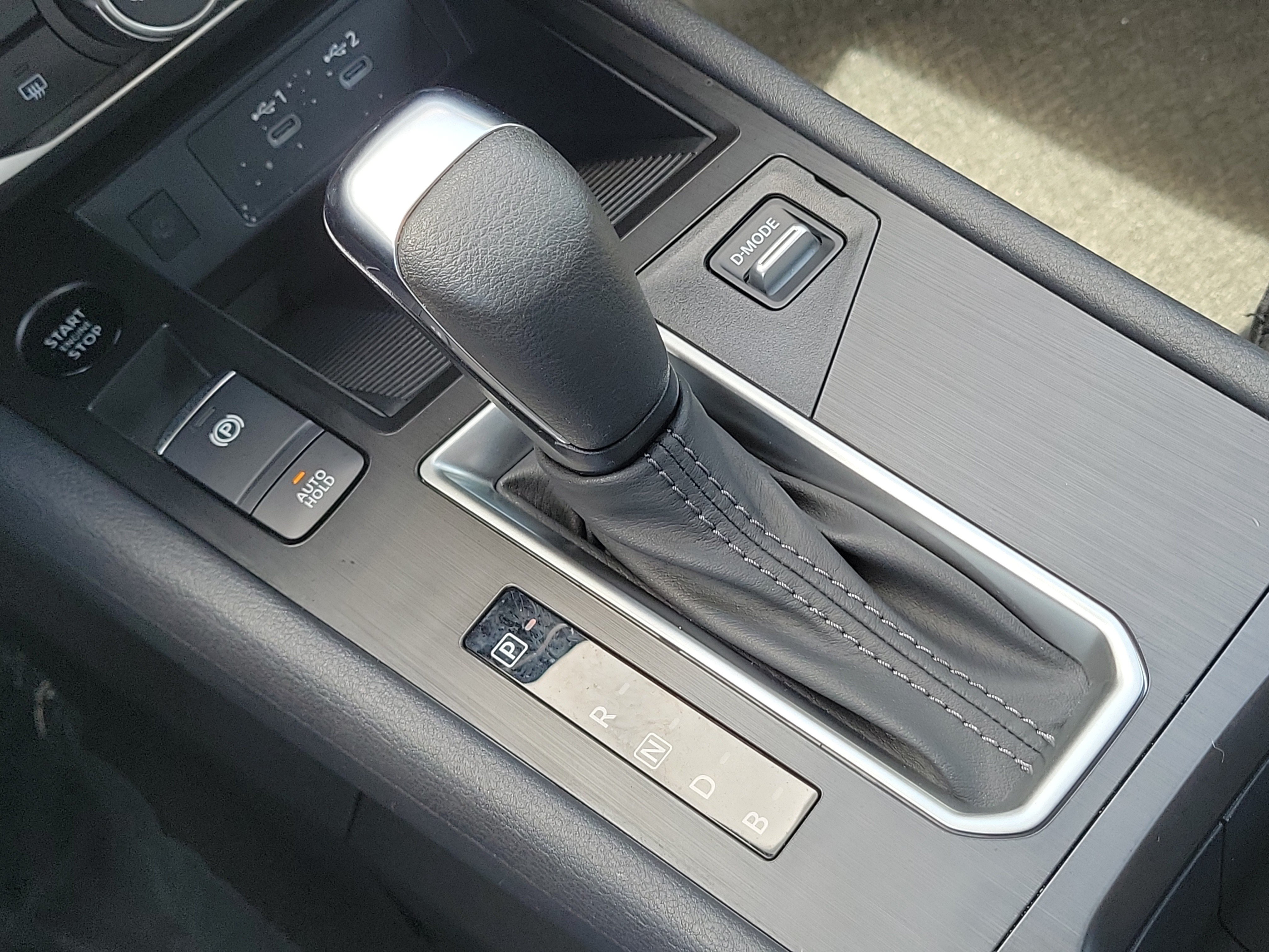 Used 2025 Nissan Kicks SV FWD image 27