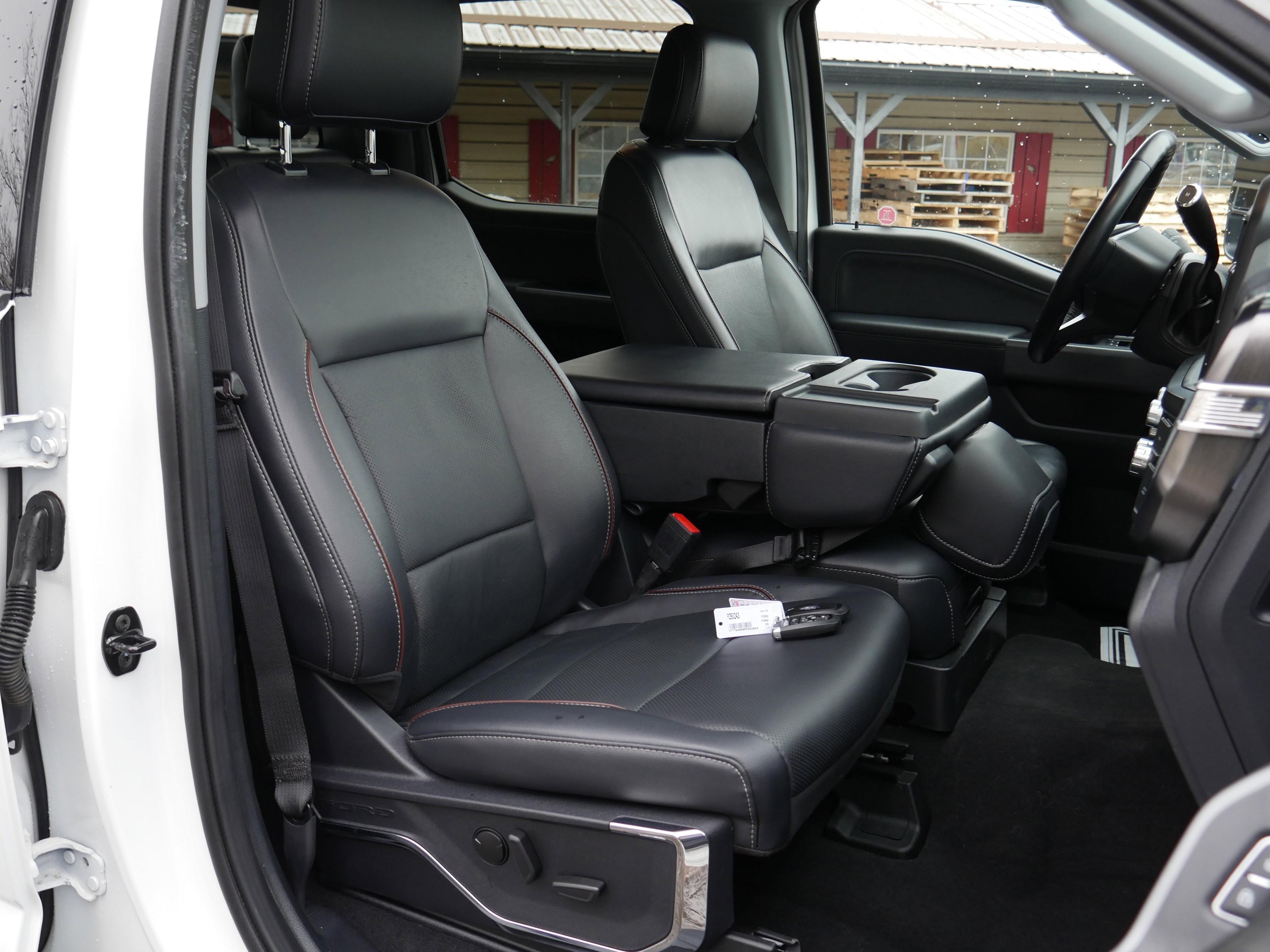 Certified 2023 Ford F250 Lariat image 29