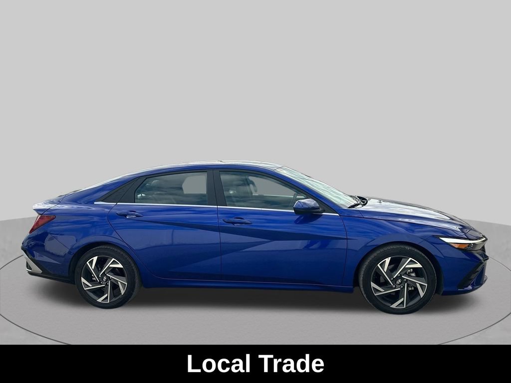 Used 2024 Hyundai Elantra SEL w/ Convenience Package FWD image 7
