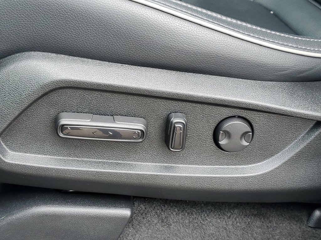Certified 2025 Honda Pilot Elite image 12