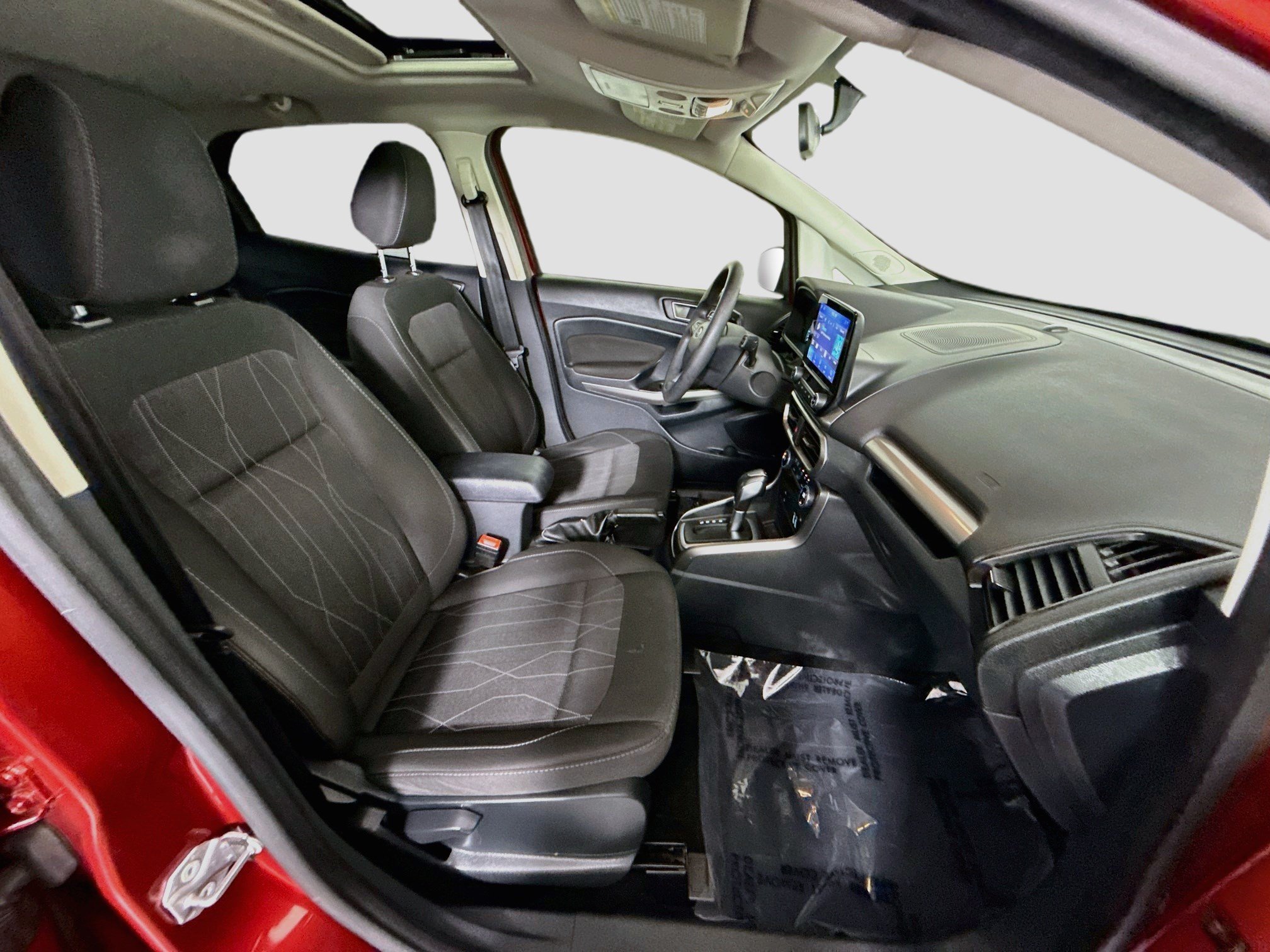 Used 2021 Ford EcoSport SE w/ SE Convenience Package FWD image 29