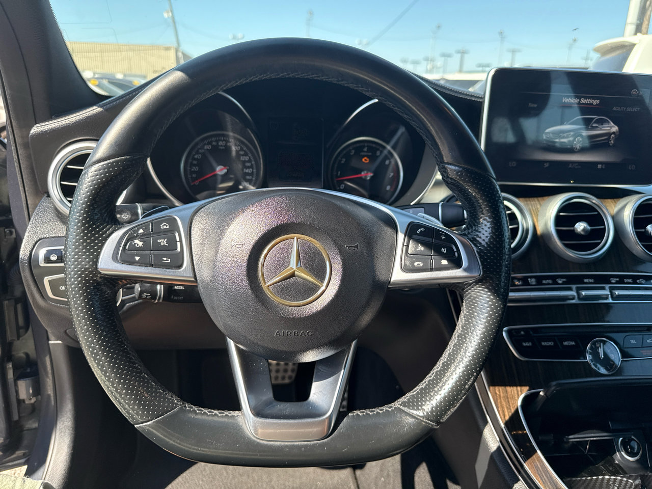 Used 2015 Mercedes-Benz C 400 4MATIC image 15