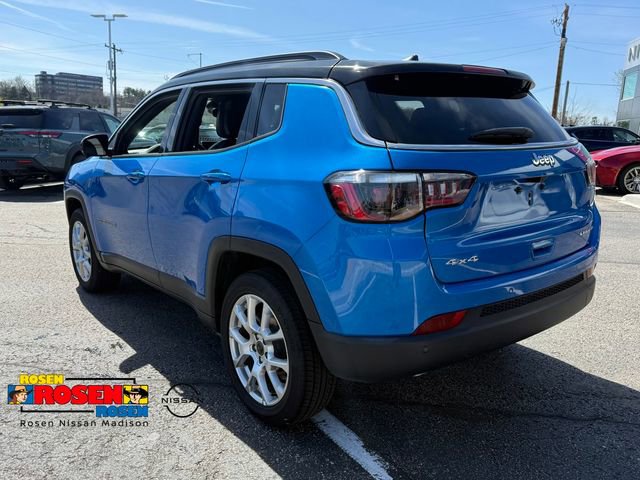 Used 2025 Jeep Compass Limited AWD/4WD image 4