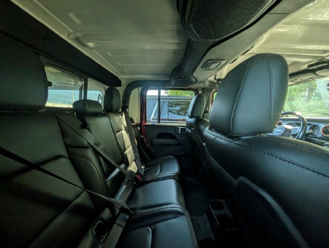Used 2021 Jeep Gladiator Mojave AWD/4WD image 15
