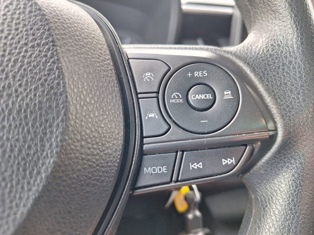Used 2023 Toyota Corolla LE image 14