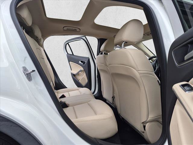 Used 2019 Mercedes-Benz GLA 250 4MATIC image 23