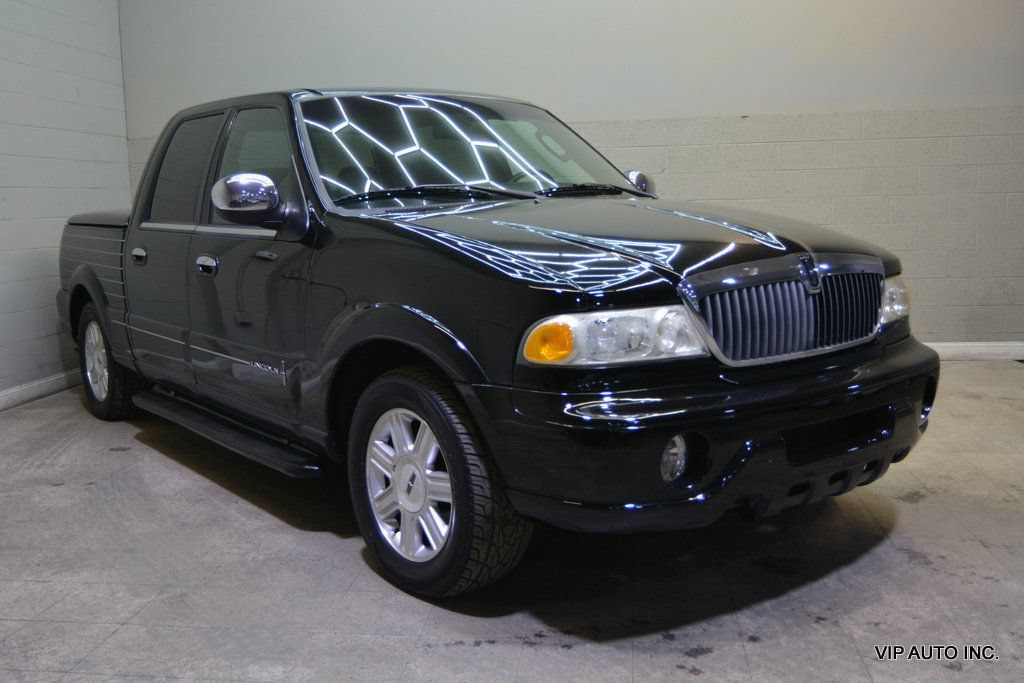 Used 2002 Lincoln Blackwood RWD image 1