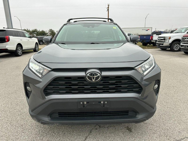 Used 2021 Toyota RAV4 XLE w/ Convenience Package image 9