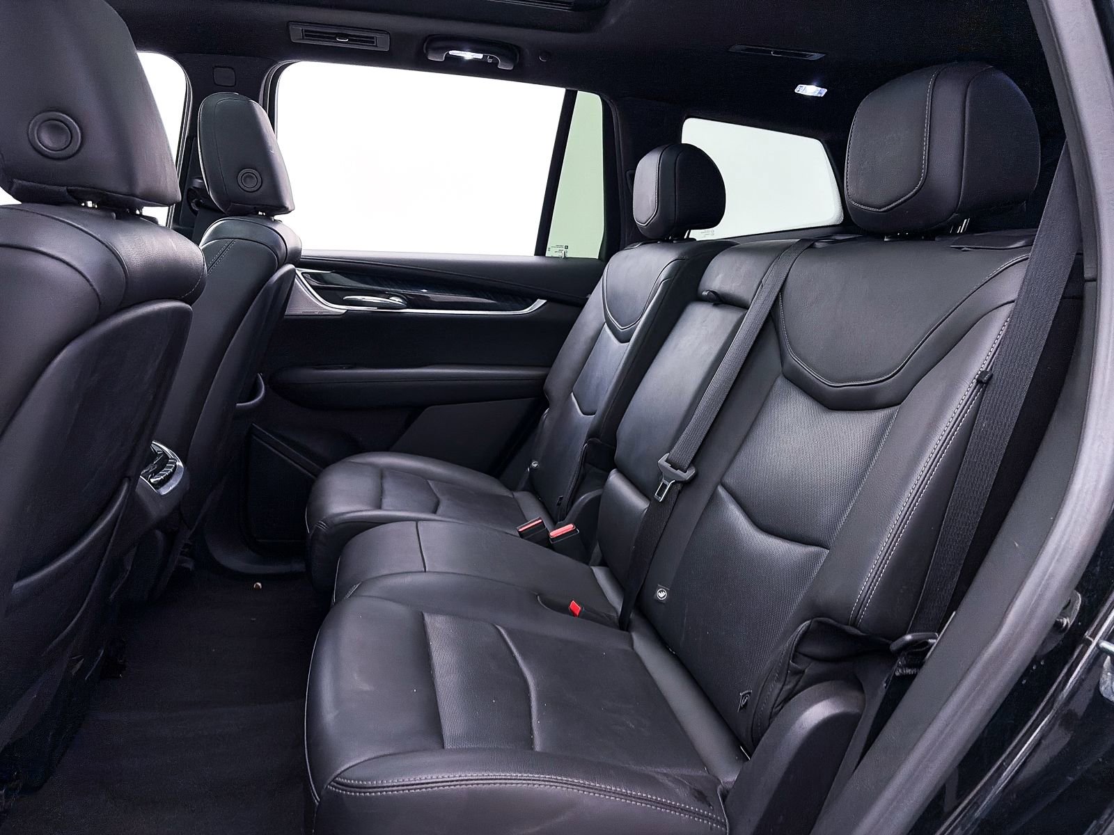 Used 2023 Cadillac XT6 Premium Luxury image 41