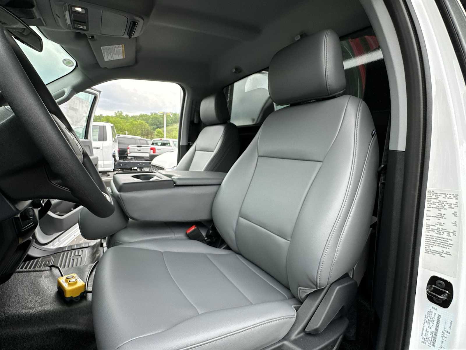 New 2025 Ford F450 XL w/ XL Chrome Package image 13