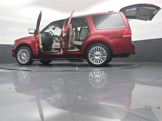 Used 2017 Lincoln Navigator Select image 55