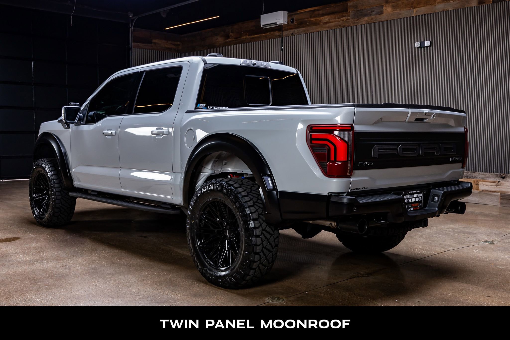 Used 2025 Ford F150 Raptor AWD/4WD image 7