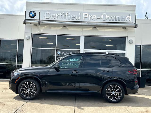Certified 2024 BMW X5 xDrive50e w/ M Sport Package image 5