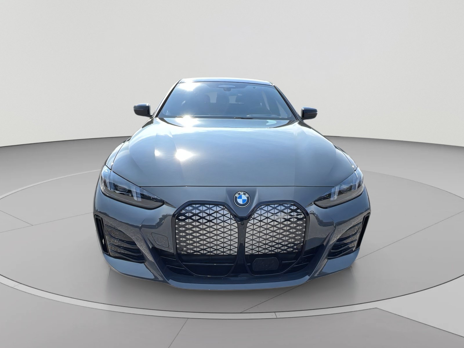 New 2026 BMW i4 xDrive40i w/ M Sport Package AWD/4WD image 8