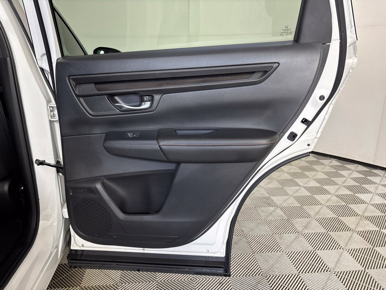 Used 2025 Honda CR-V Sport image 27