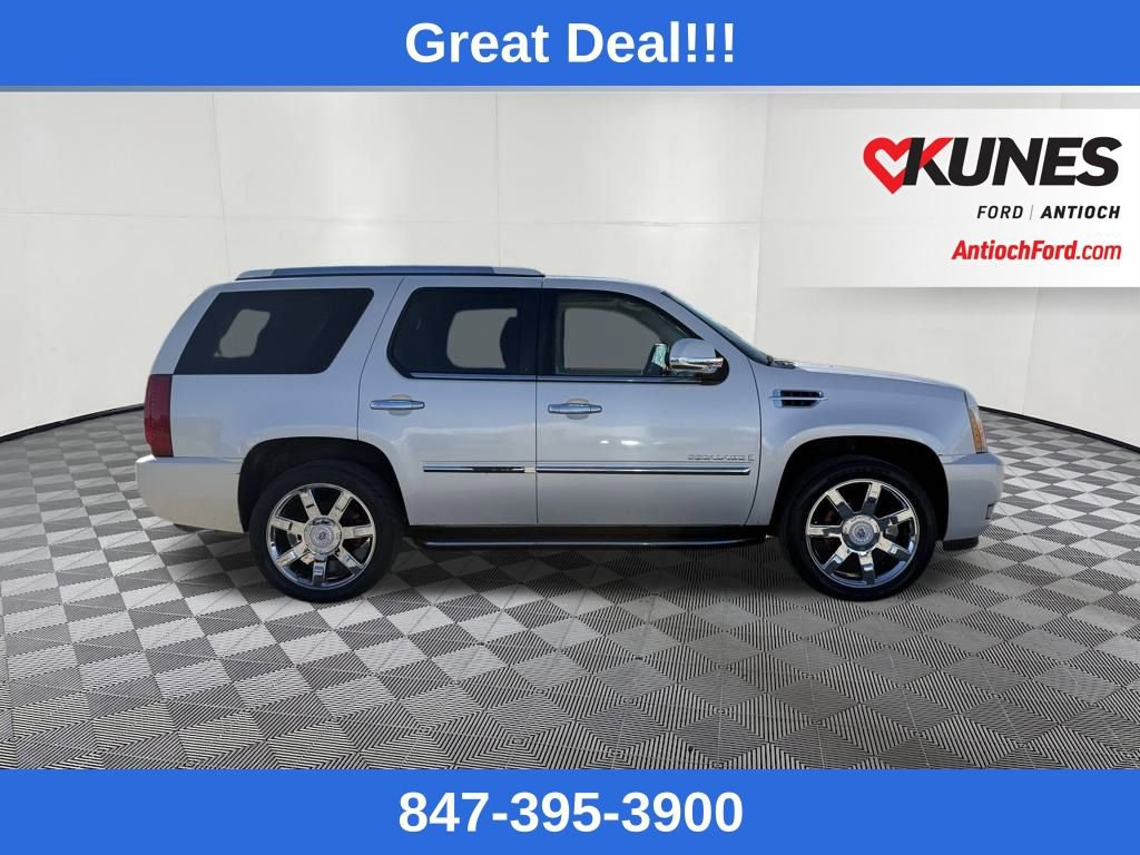 Used 2007 Cadillac Escalade AWD w/ Information Package image 2