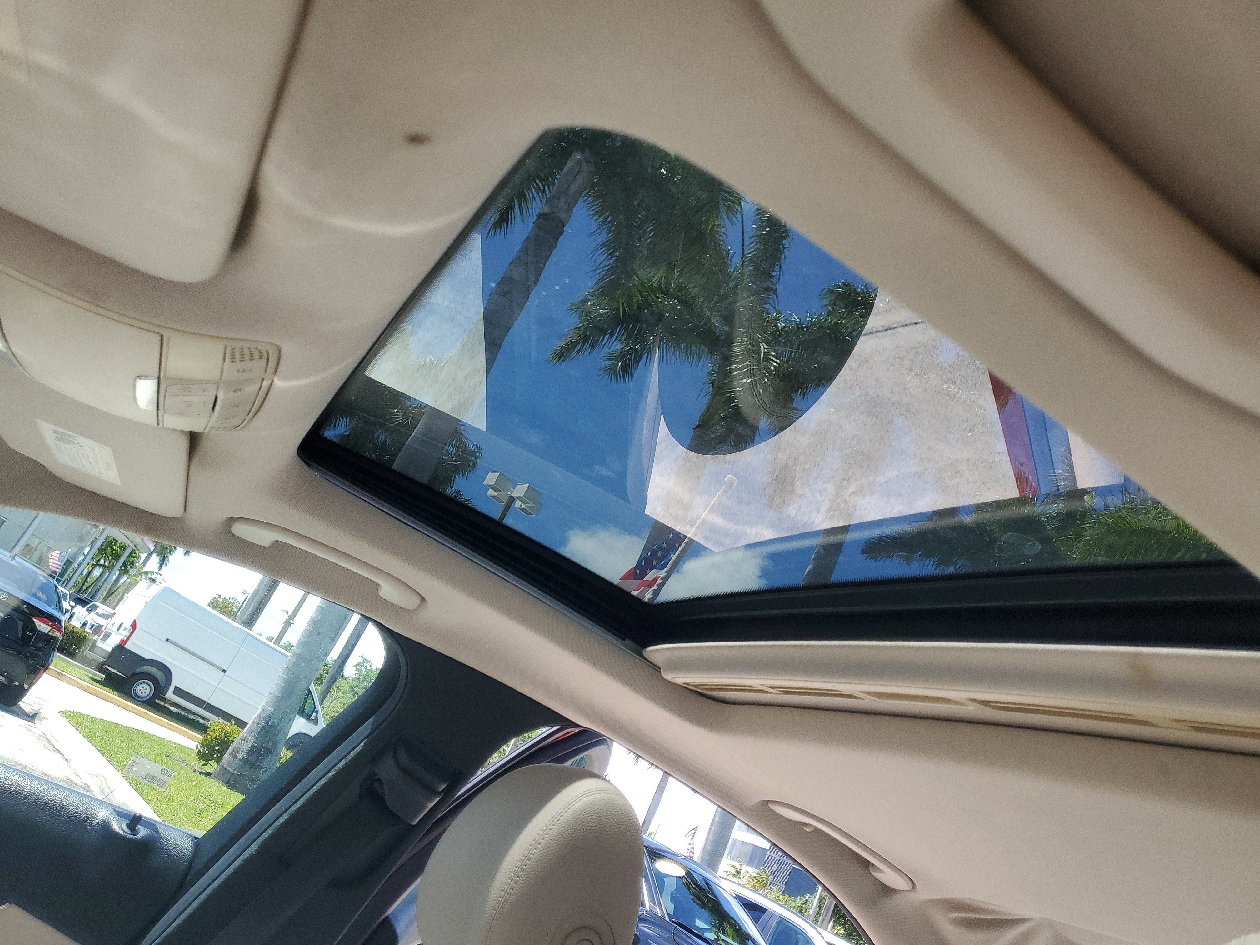 Used 2018 Mercedes-Benz C 300 Sedan w/ Premium Package image 19