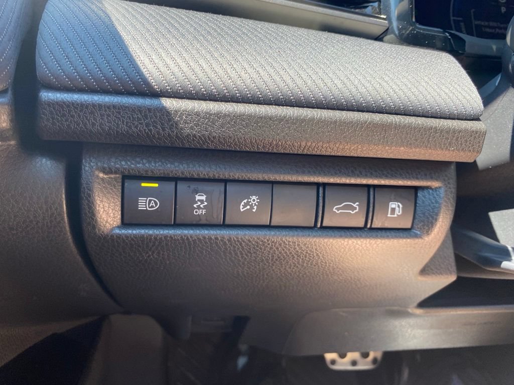 Used 2025 Toyota Camry SE w/ Multimedia Upgrade Package FWD image 23