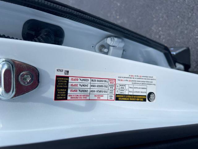 Certified 2025 Nissan Pathfinder Platinum AWD/4WD image 26