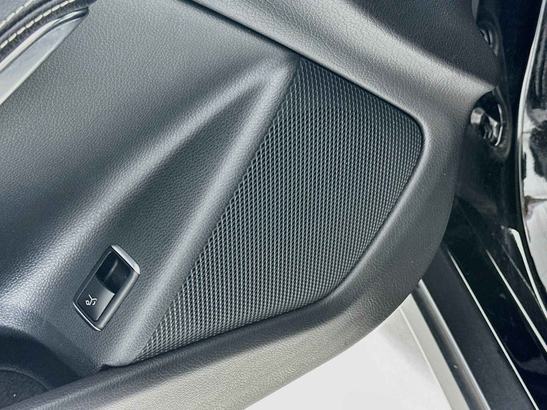 Certified 2020 Mercedes-Benz GLA 250 image 19