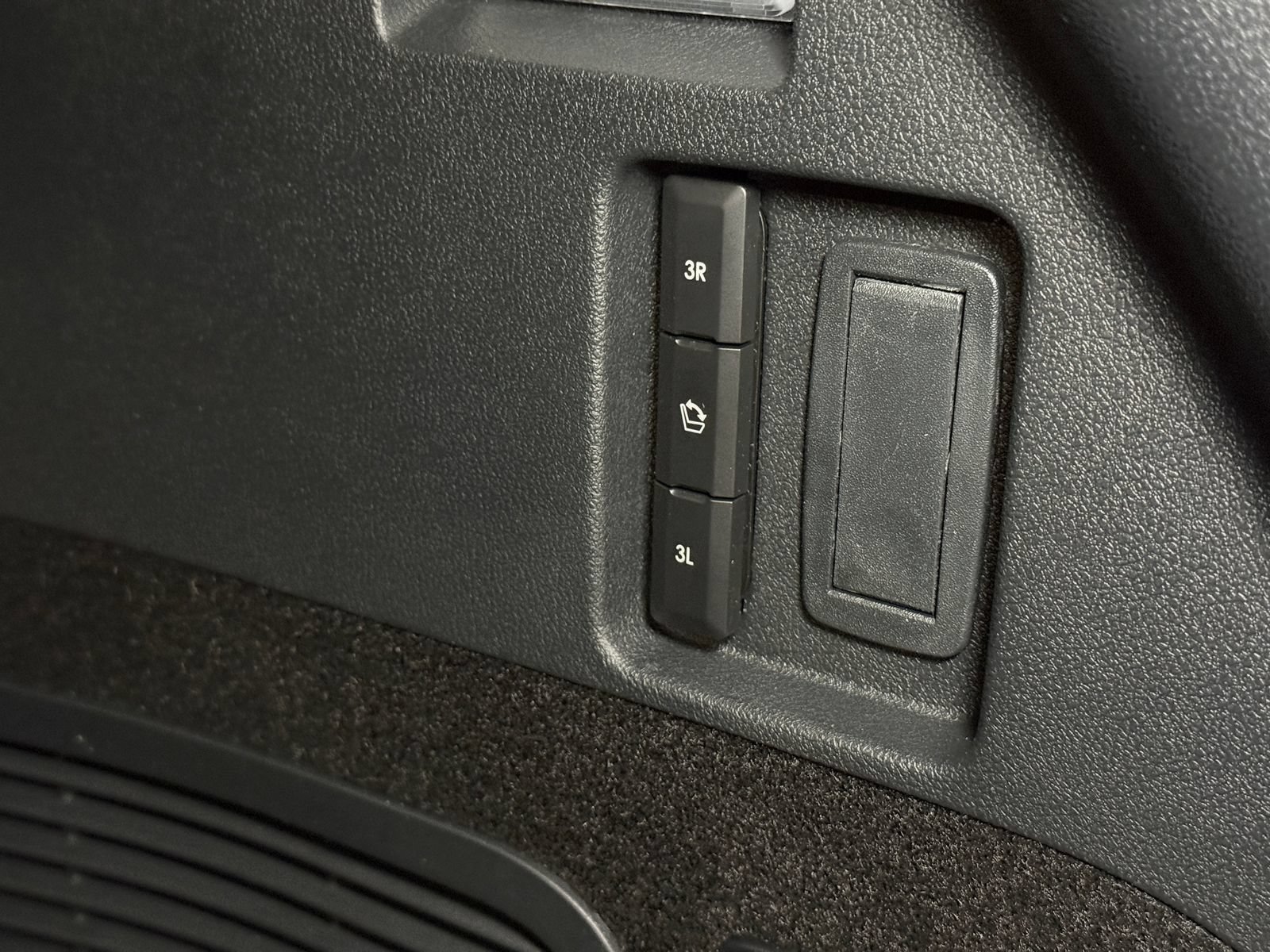 New 2026 Lincoln Aviator AWD image 20
