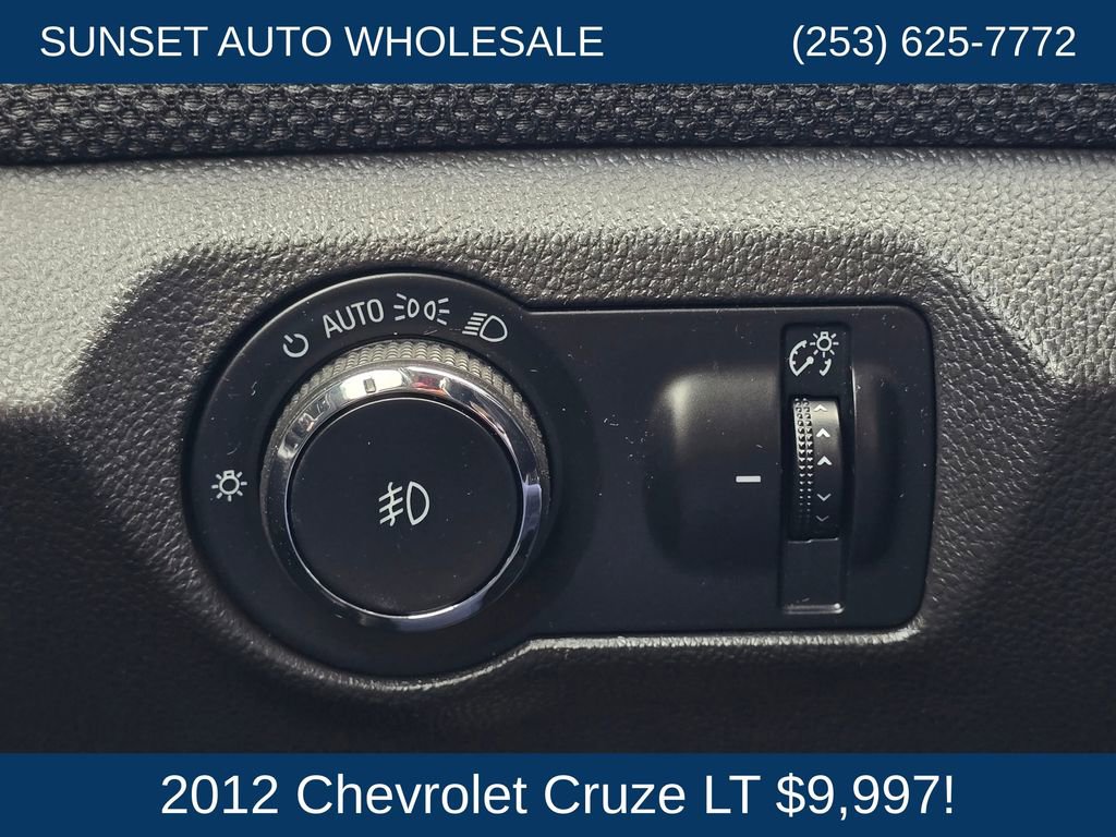 Used 2012 Chevrolet Cruze LT w/ RS Package image 29