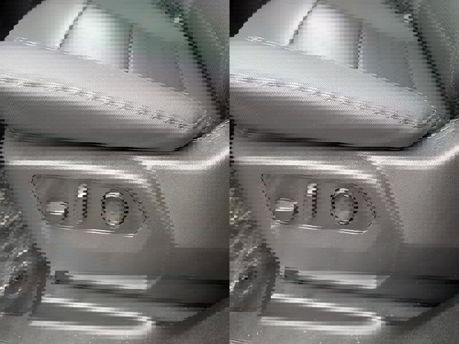 Certified 2025 GMC Hummer EV 2X w/ LPO, Sport Package image 19