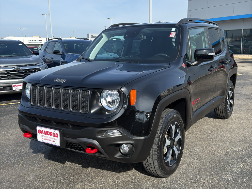 Used 2022 Jeep Renegade Trailhawk w/ Trailer Tow Group AWD/4WD image 2