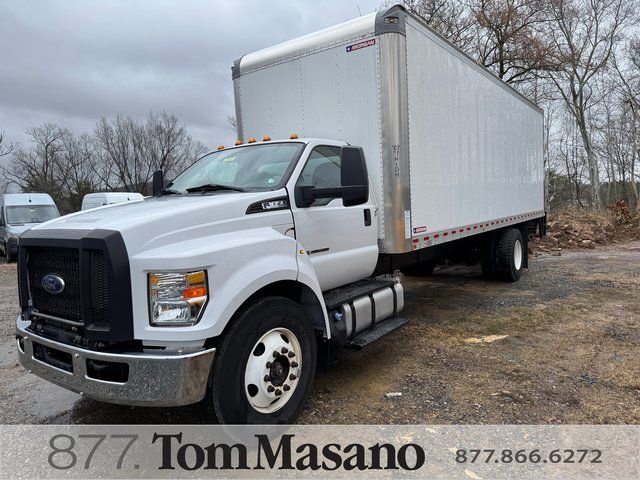 Used 2021 Ford F650 2WD Regular Cab Super Duty image 1