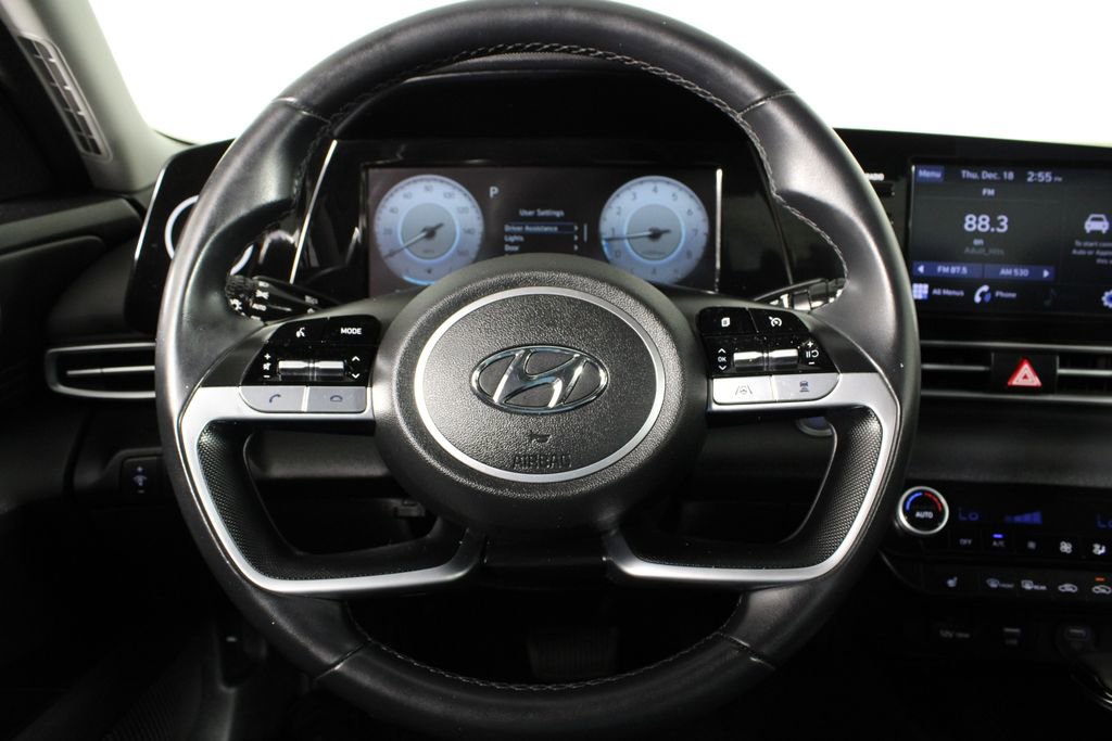 Certified 2021 Hyundai Elantra SEL w/ Convenience Package image 21