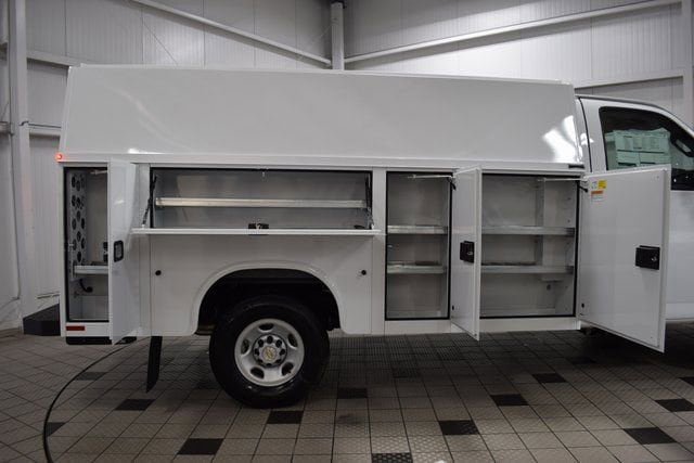 New 2025 Chevrolet Express 3500 w/ Power Convenience Package RWD image 43