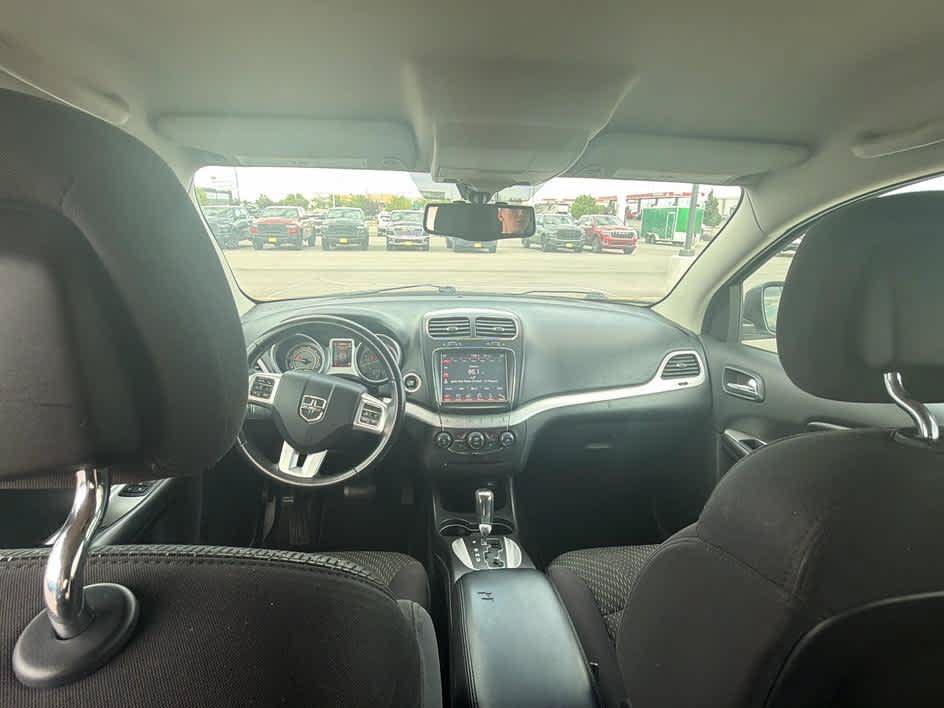 Used 2014 Dodge Journey SXT w/ Flexible Seating Group FWD image 21