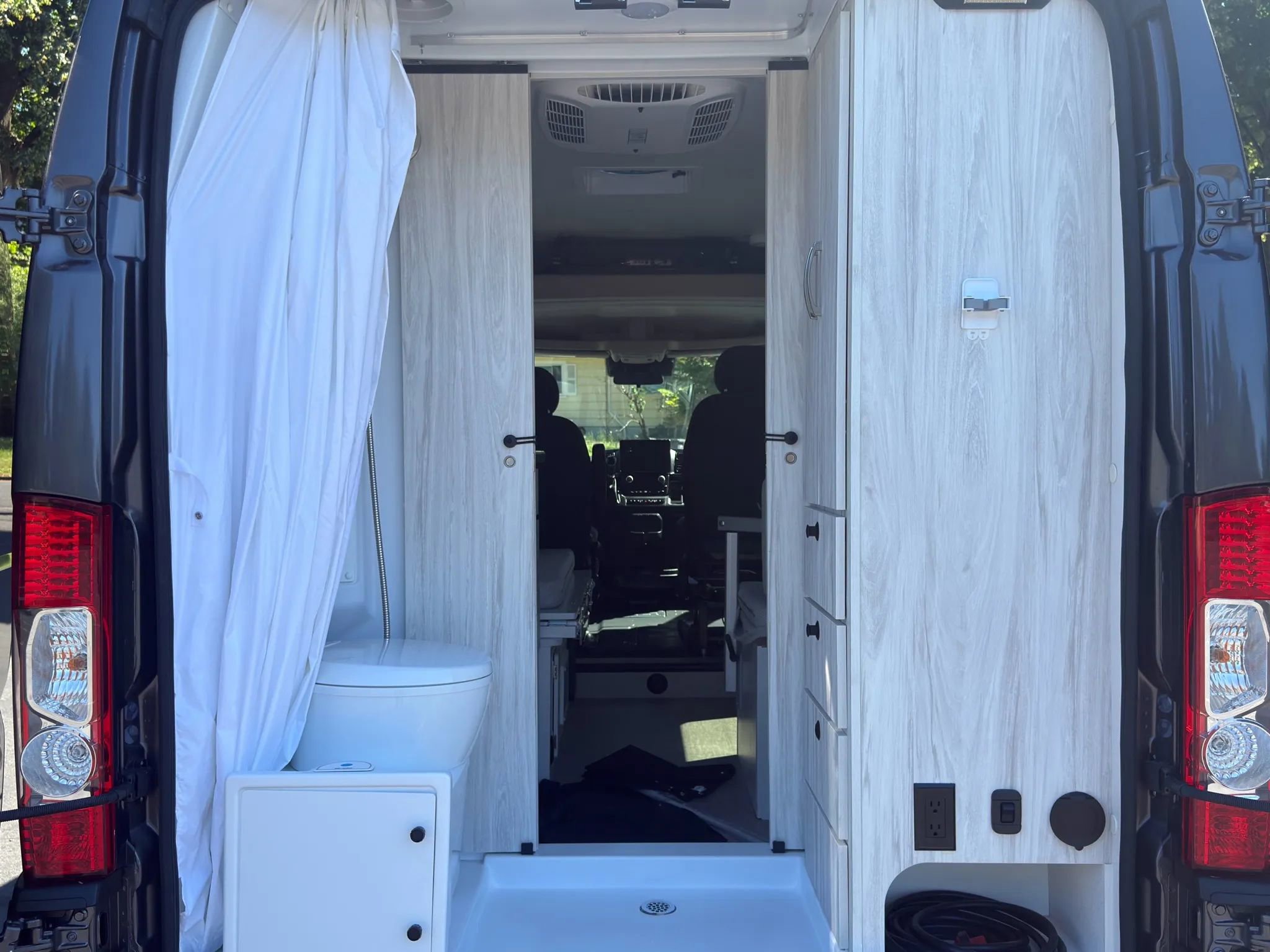 Used 2023 RAM ProMaster 1500 w/ Premium Convenience Group (B) image 34