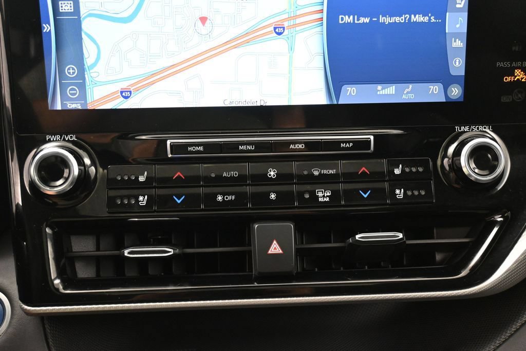 Used 2021 Toyota Highlander Platinum AWD/4WD image 24