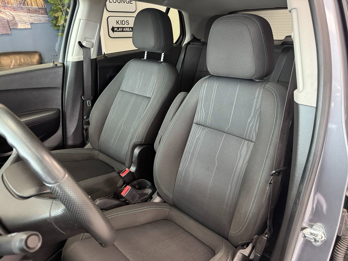 Used 2015 Chevrolet Trax LT FWD image 13