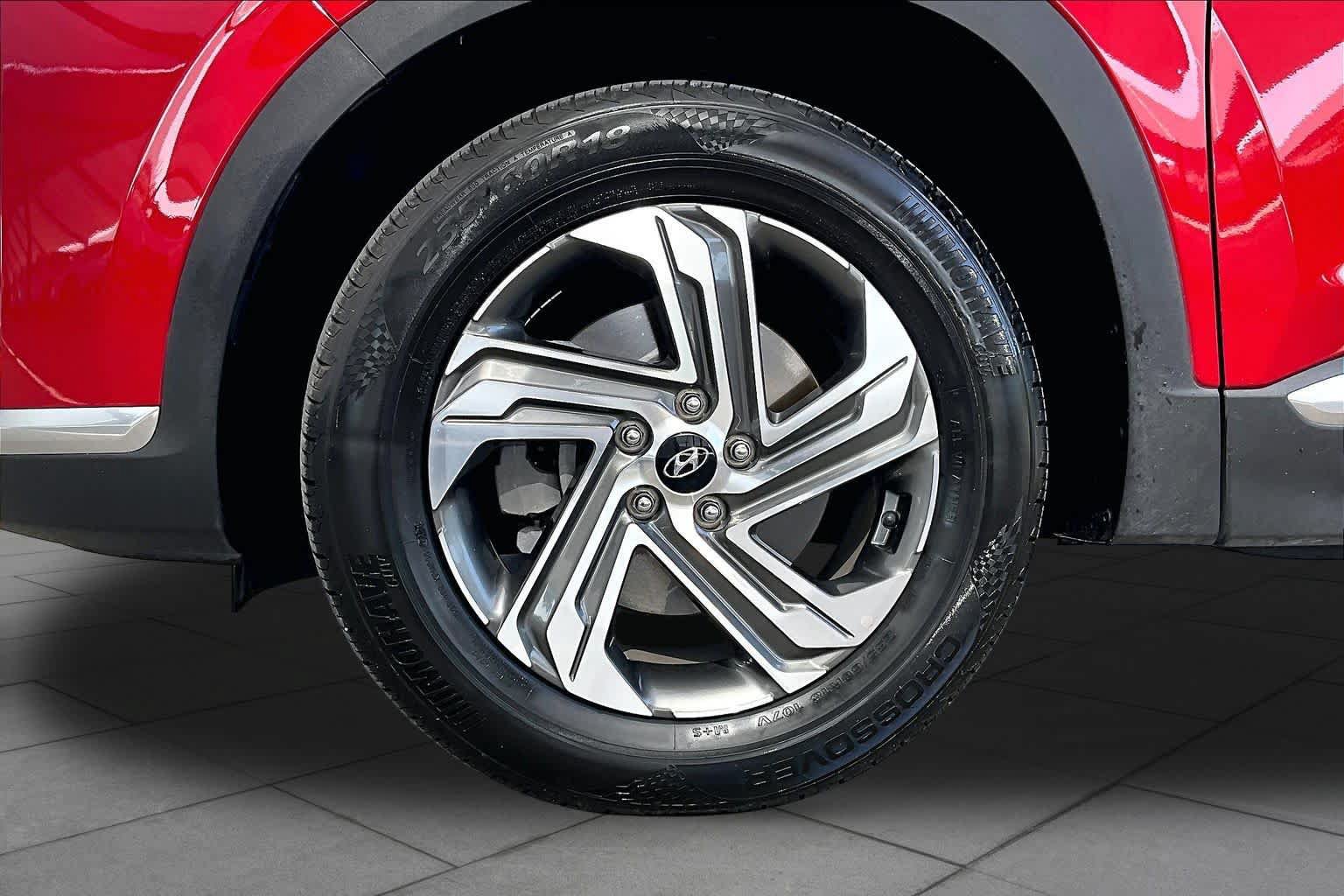 Used 2021 Hyundai Santa Fe SEL FWD image 20