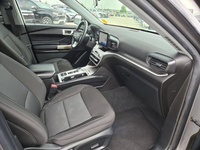 Used 2022 Ford Explorer XLT RWD image 25