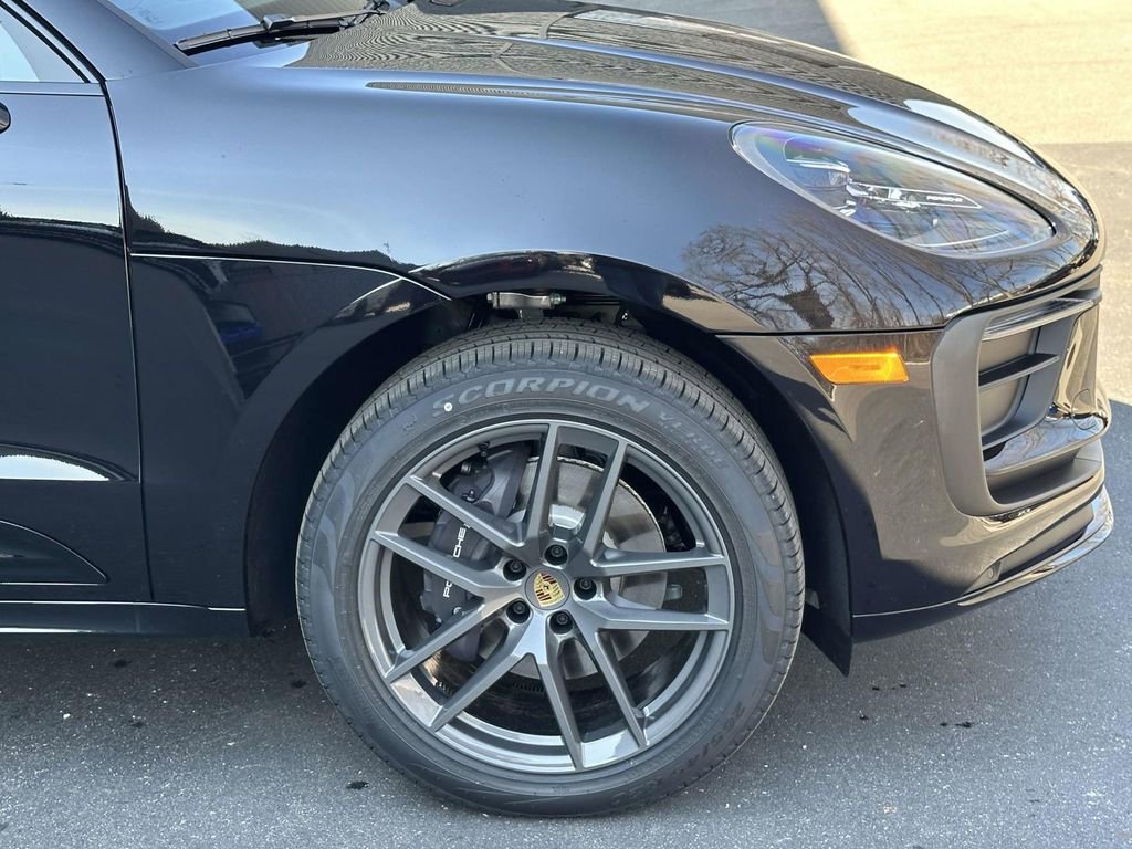 New 2026 Porsche Macan Turbo AWD/4WD image 9