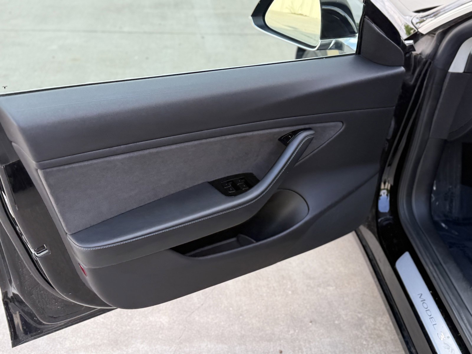 Used 2019 Tesla Model 3 Mid Range image 19
