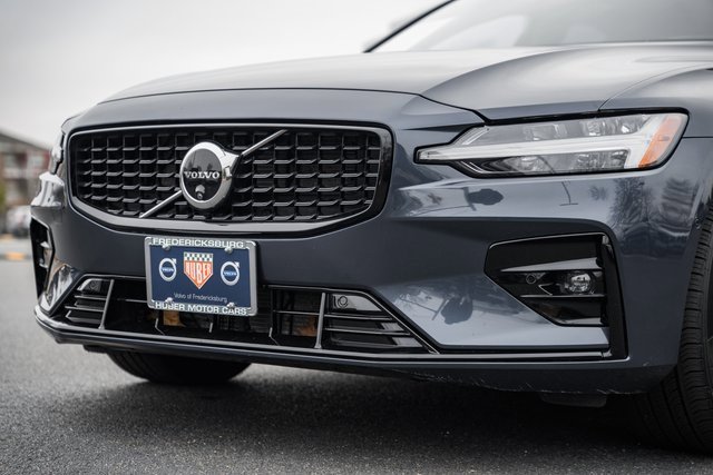 Used 2024 Volvo S60 B5 Plus image 14