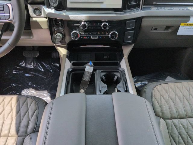 New 2026 Ford F250 Platinum w/ Platinum Plus Package AWD/4WD image 19