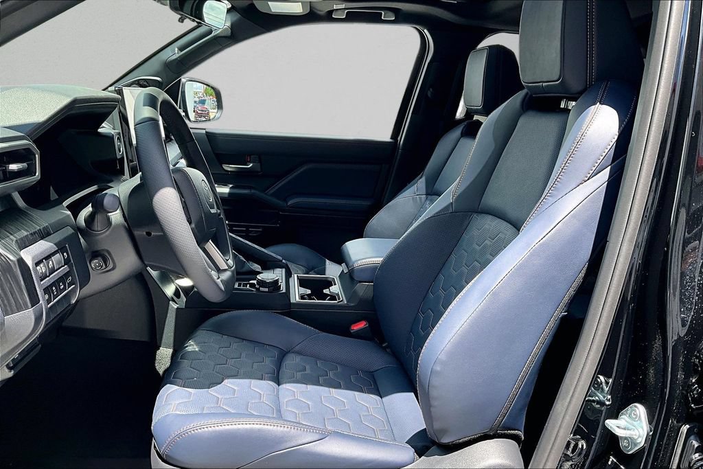 New 2026 Toyota 4Runner Platinum AWD/4WD image 18