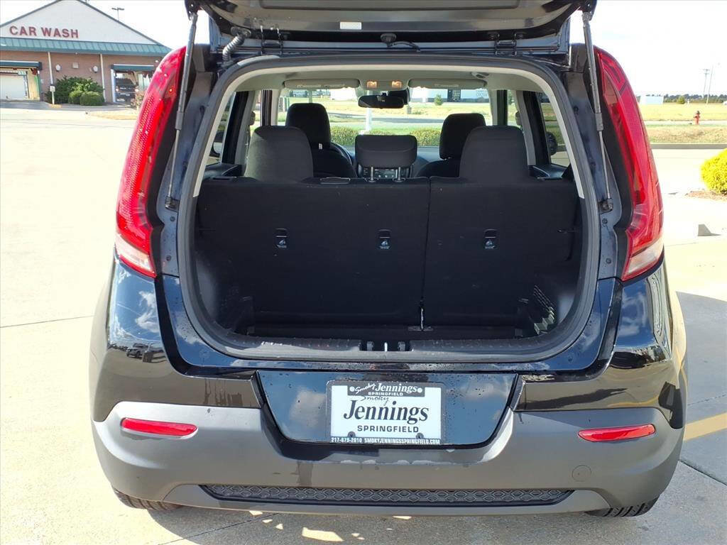 Used 2021 Kia Soul S image 24