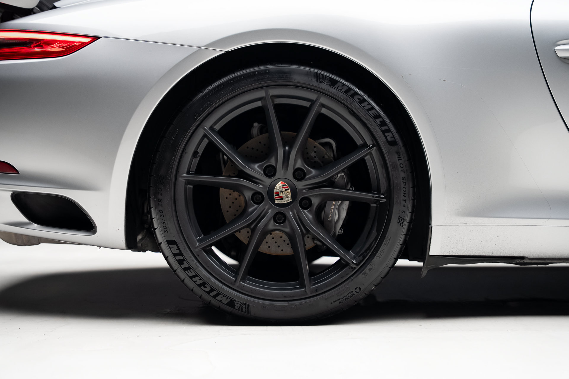 Used 2018 Porsche 911 Carrera RWD image 38