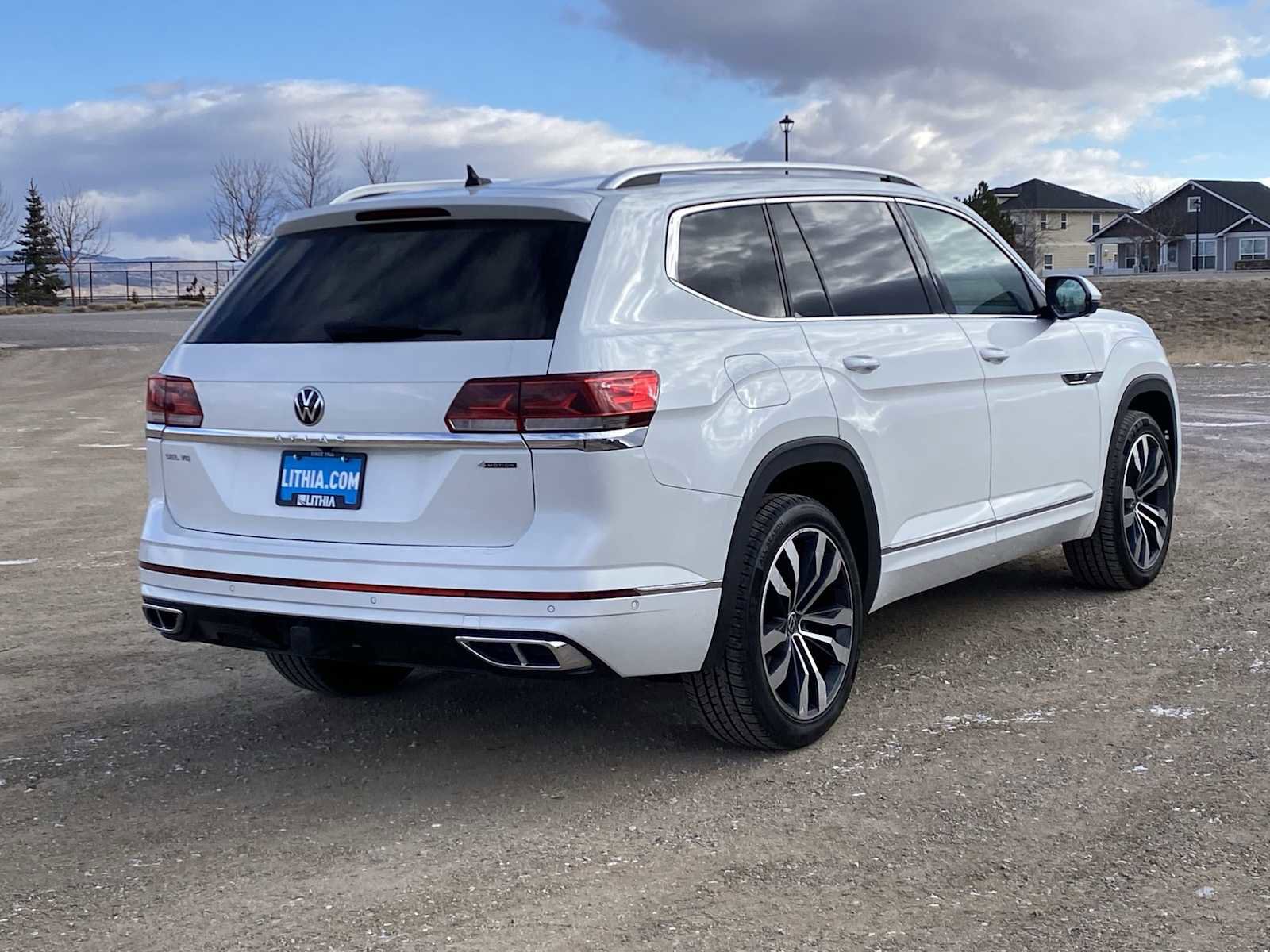 Used 2023 Volkswagen Atlas SEL Premium image 12