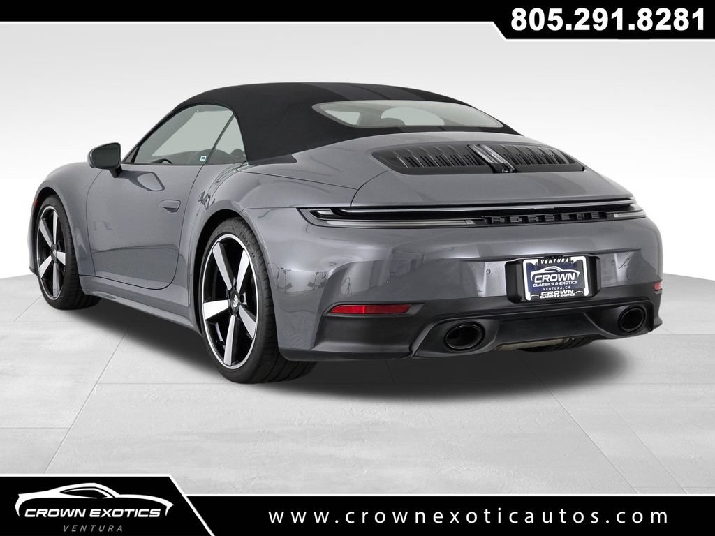 Used 2025 Porsche 911 Carrera w/ Premium Package RWD image 10